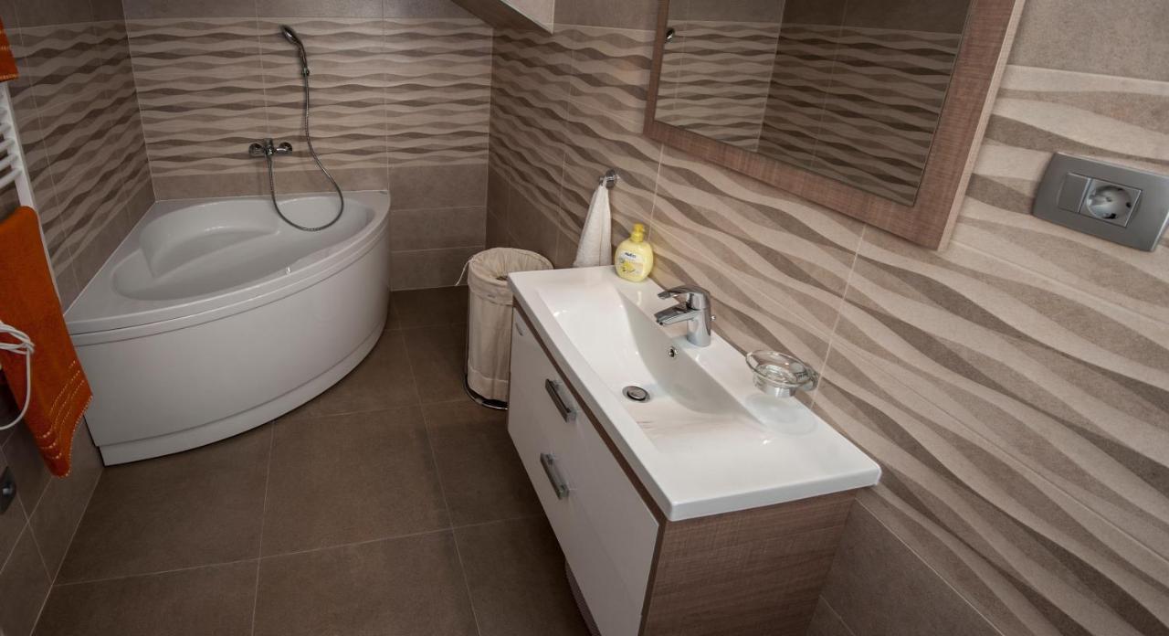 Apartment Antea ซินย์ ภายนอก รูปภาพ